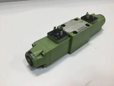 USED REXROTH 4WE6J51AG24NZ4