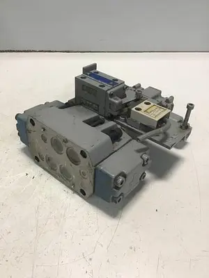 USED REXROTH 4WEH16W60M0/6AG24NPS9800