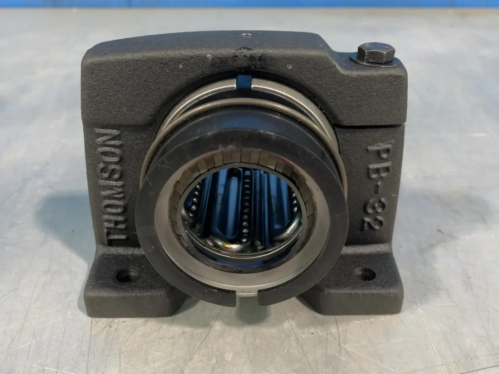 USED THOMSON PB32