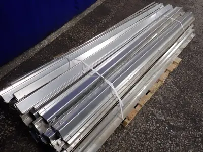 95" Metal Brackets