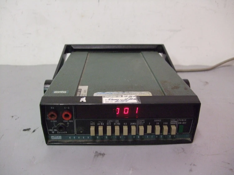 Used FLUKE 8000A Multimeters Connecticut US | BG Industrial Surplus #473014