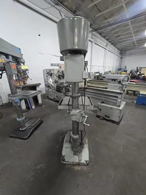 Used CLAUSING 2286 Heavy Duty & Sensitive Single Spindle Drills Kentucky US | Aucto #578107