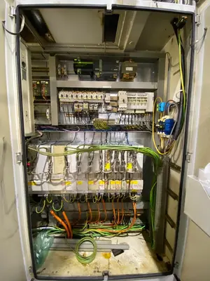 USED 2004 SW BA400-2