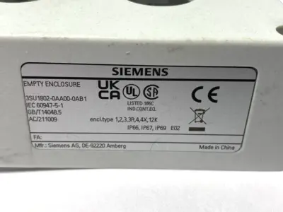 New | in-Stock SIEMENS 3SU1802-0AA00-0AB1 Electrical Boxes | Maverick Industrial Sales #1119890