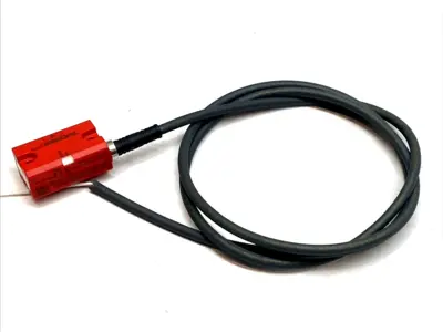 USED MAVERICK INDUSTRIAL SALES RFID SAFETY SWITCH M8 8-PIN