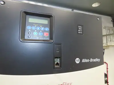 Allen Bradley 22C-D072A103 Powerflex 400 AC Drive VFD 50Hp 460V 3Ph Enclosure