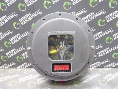 Mercoid Control DAW-43-153-24E Differential Pressure Switch 10-150 PSI Surplus