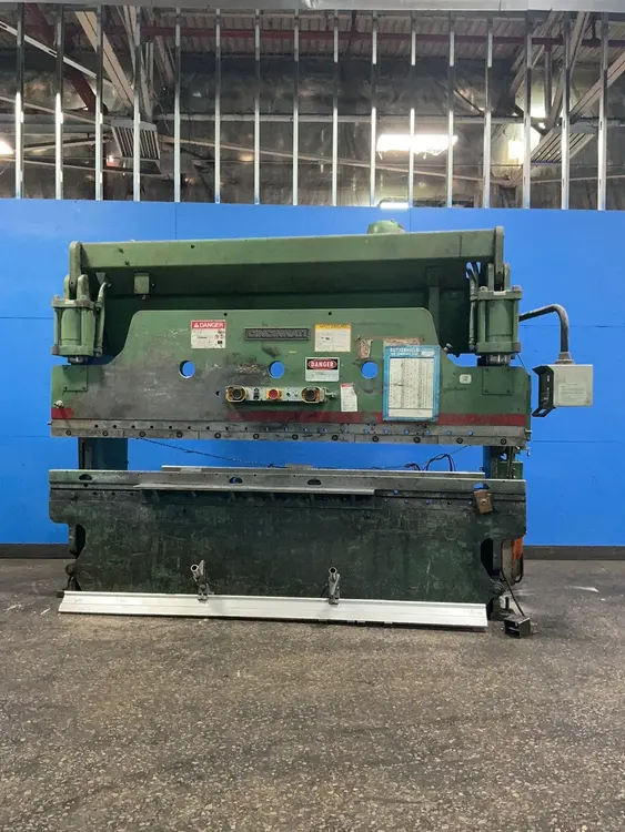 Used CINCINNATI 135 CB X 10 FT Press Brakes Ohio US | HGR 24 #1149310