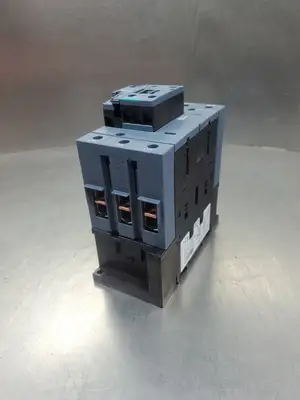 SIEMENS 3RT2046-1AK64-3MA0 SIRIUS Contactor. 4A-35