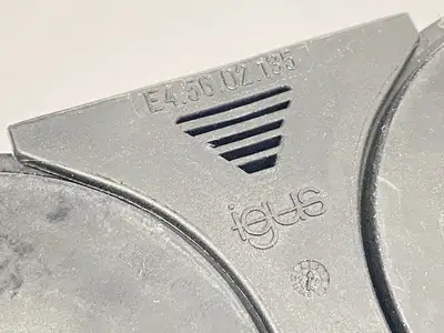 E4.56.02.135 | Igus  Series E4.56 Energy Chain 12 Links 3.58ft w/ E4.561.12 Bracket - Used