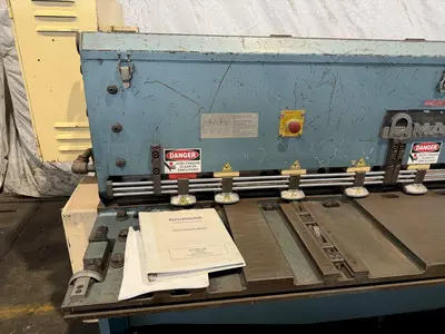USED 1985 AMADA M-2060