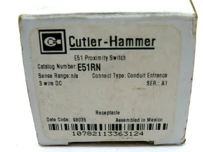 NEW LOT OF 2 CUTLER HAMMER E51RN LIMIT SWITCH RECEPTACLE SERIES A1