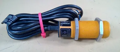IFM Efector KI5001 KI-3015-APKG Capacitive Sensor 5E