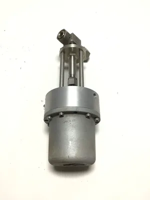 Swagelok B79650/SS-8UK-V471M-4C Pneumatic Stainless Bellows Sealed Valve