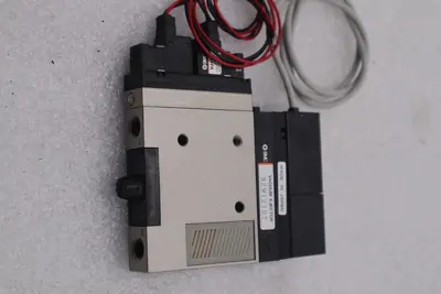 SMC Vacuum Ejector NZM121HT-K5LZ-E15L & VJ114 Solenoid Valve NEW STOCK K-2468