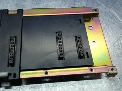 Used OMRON C200HWBC101V1 PLC Expansion Units Ohio US | HGR 24 #751723