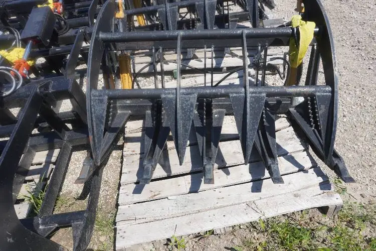 Used _UNKNOWN_ _UNKNOWN_ Landscaping Equipment (Miscellaneous) Minnesota US | K-BID 3 #180129