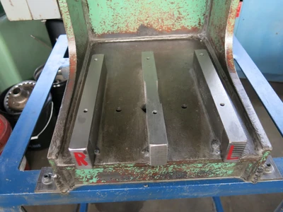 Industrial Air & Hydraulics 5 Ton C-Frame Hydraulic Press