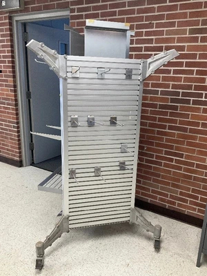 Rolling display store fixture