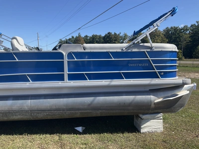 Used 2022 GODFREY SWEETWATER Boats (Misc) Michigan US | Miedema Asset Management Group #1474489