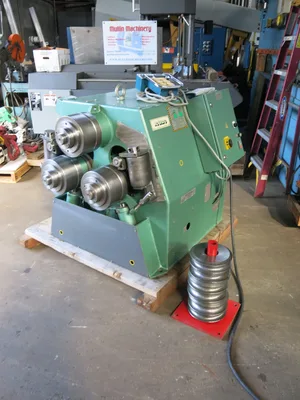 ROUNDO R-3 HYDRAULIC ANGLE BENDING ROLL