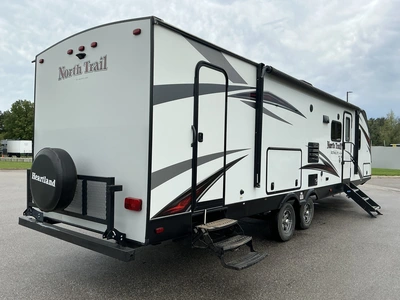 Used 2019 HEARTLAND NORTH TRAIL CALIBER 31BHDD Campers, Caravans, Motorhomes Michigan US | Miedema Asset Management Group #1474478