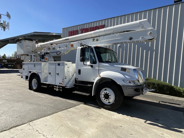 Used 2019 INTERNATIONAL 4300 Bucket (boom) trucks California US | Big Truck & Equipment #1412297