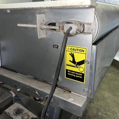 PCL Metal Detector with Conveyor Belt