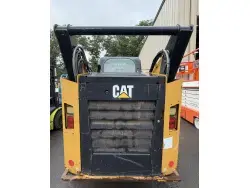 Used 2016 CATERPILLAR 262D Skid Steer Loaders Pennsylvania US | Iron Exchange Equipment Solutions #1370802