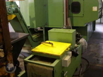 Used 2000 AXA VSC 1 -  M CNC Vertical Machining Centers SK | F.M.T. Group s.r.o. #1253137