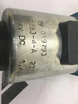 USED MANNESMANN REXROTH 4WE10J31CG24N9K4