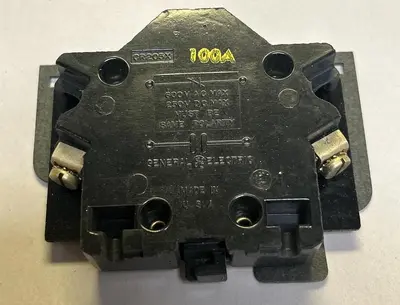 New | in-Stock GE CR205X100A Miscellaneous Equipment (Electrical & Power) | Surplus Asset Holdings #1193417