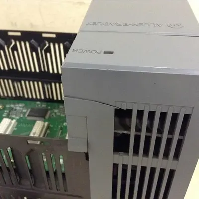 USED ALLEN BRADLEY 1746-P1 SER A / 1746-A7 SER A