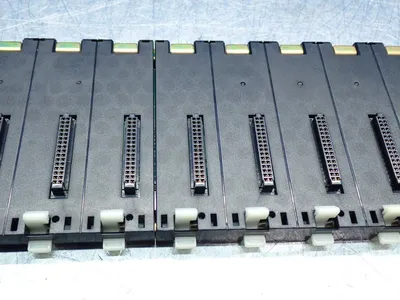 USED OMRON C200HWBC101V1