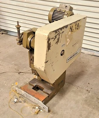 6 Ton Jones & Attwood Worcester Punch Press Machine