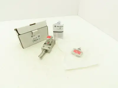 Allen Bradley 440T-MSALE10FC Guardmaster Trapped Key Interlock Switch With Key