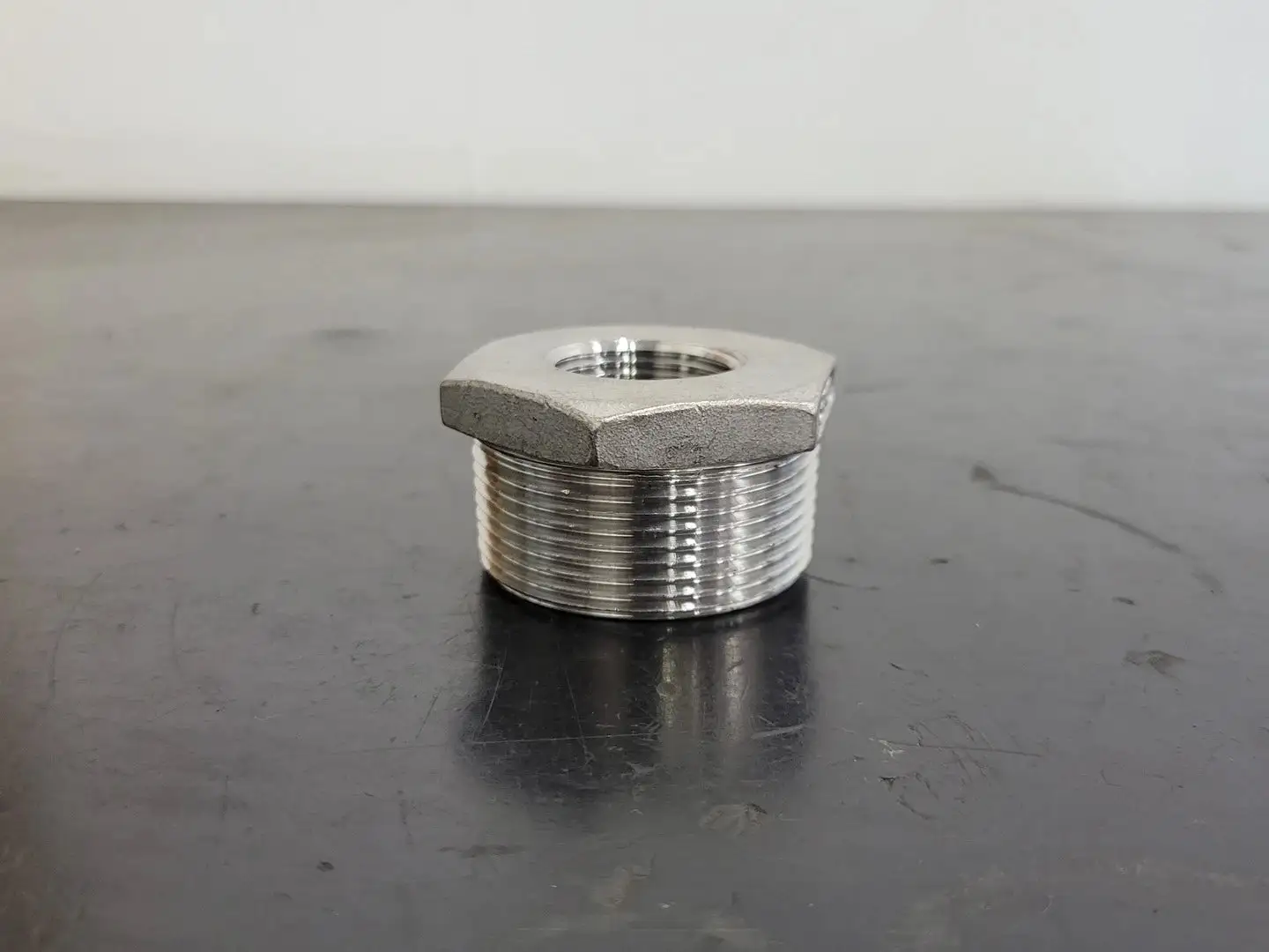 1-1/2" x 3/4" 316 Stainless Steel Hex Head Reducing Bushing