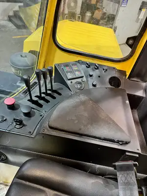 Used 2017 Combi C8000LR Internal Combustion Forklifts: Pneumatic Tire New York US | United Lift #1446741