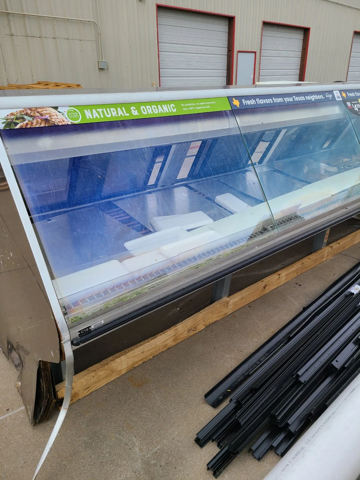 129-0055 Hussmann ESGMS-12 12 Foot Meat Case