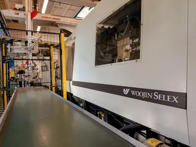 Used 2016 WOOJIN SELEX TH 350S Injection Molding Machines CZ | Amaron s.r.o. #1323811