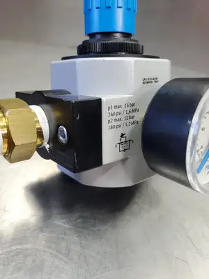 FESTO LR-1/2-D-MAXI (00186455) Pressure Reducing Valve, LR-D-MAXI. 6D-2