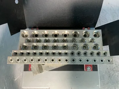 Used SCHNEIDER ELECTRIC _UNKNOWN_ Bus Bars & Plugs Ohio US | HGR 24 #1278476