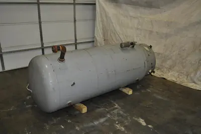 350 GALLON AIR RECIEVER TANK137 PSI