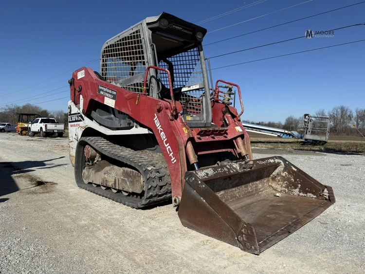 Used 2017 TAKEUCHI TL10V2 Compact Track Loaders Tennessee US | Moore Equipment #1517319