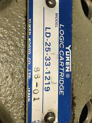 USED YUKEN LD-25-33-1219