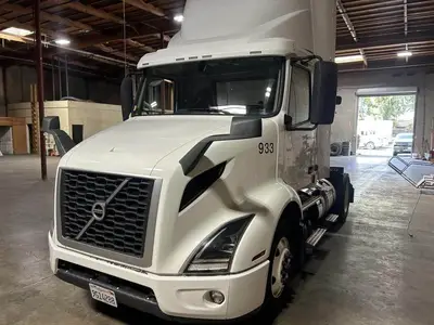 Used 2021 VOLVO VNR42T300 Conventional trucks California US | Ben Kaplan Equipment #1402920
