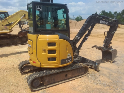 USED 2021 Deere 30G