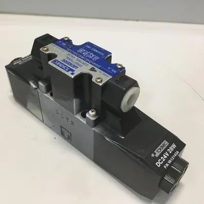 USED VICKERS DG4V36CMP7H750