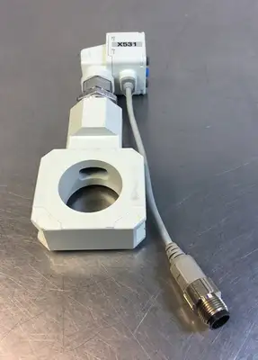 SMC ISE80H-N02L-B-P Pressure Switch Assembly 12-24VDC 5E