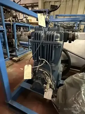 USED 1973 CURTIS MANUFACTURING CO Lubricated Reciprocating Air Compressors